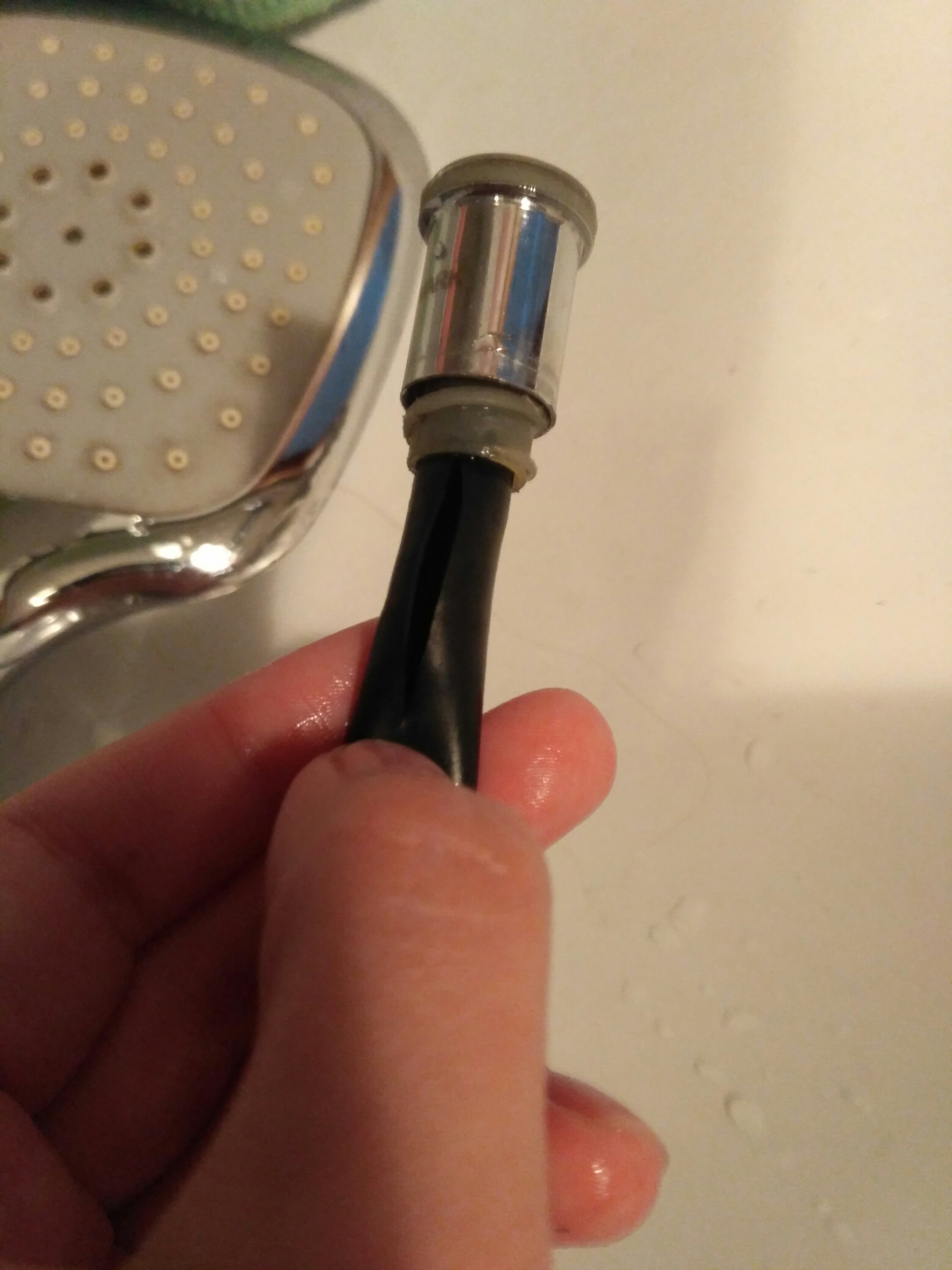 Réparation de tuyau de douche à faire soi-même