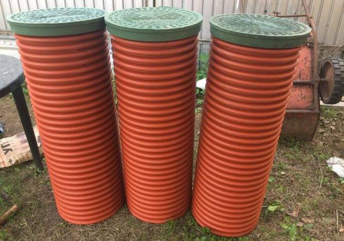 Regards d'égout : un aperçu des types, leurs tailles et leur classification + ce qu'il faut rechercher lors du choix