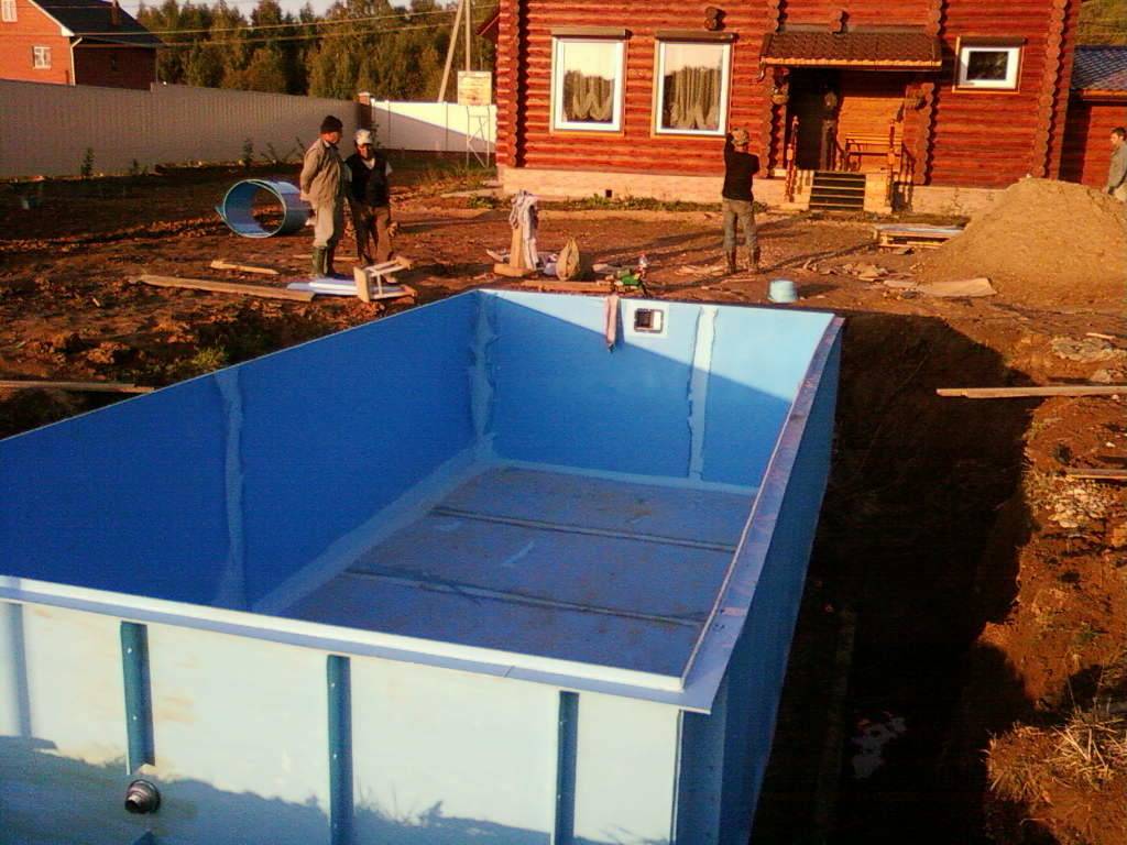 Piscine à faire soi-même à la campagne (75 photos): comment construire - instructions pas à pas pour fabriquer une piscine intérieure, auto-construction