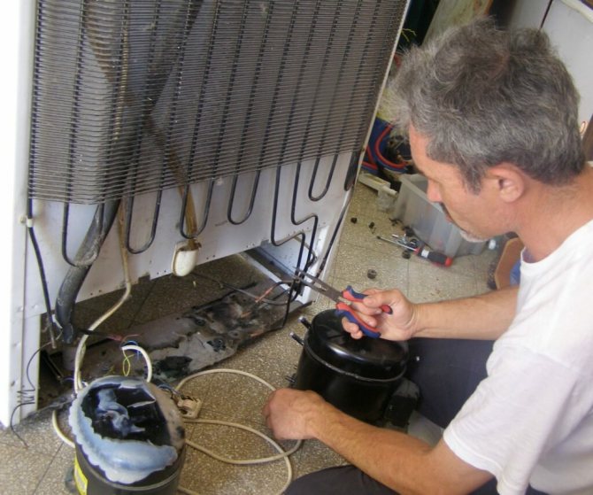 Pourquoi le réfrigérateur ne s'éteint pas : un aperçu des pannes fréquentes et comment les réparer