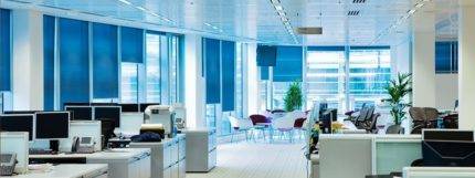 Taux de renouvellement d'air dans différentes pièces + exemples de calculs