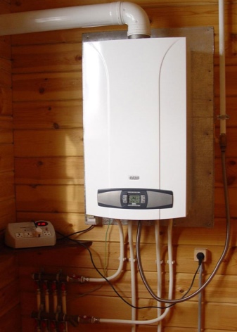 Chaudières murales à gaz à circuit unique et leurs variétés