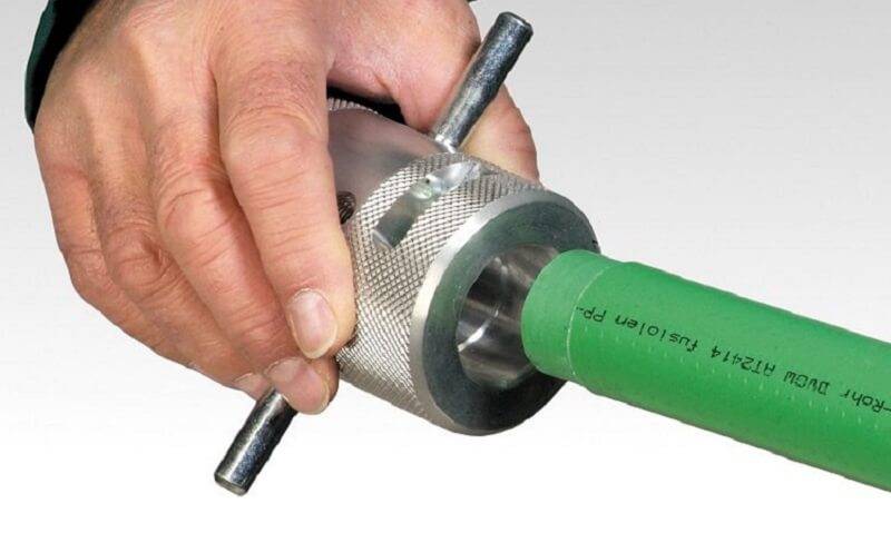 Colle pour tuyaux en PVC : aperçu des meilleures compositions et mode d'emploi