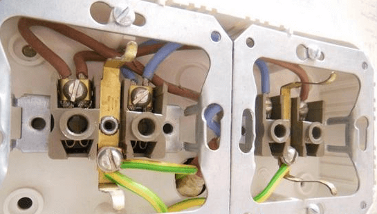 Mesure de la résistance de terre : aperçu des méthodes de mesure pratiques