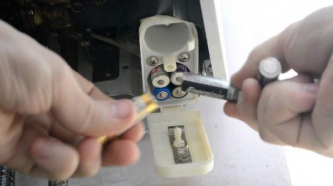 Alimentation et batteries pour un geyser - ce qui est mieux et comment remplacer