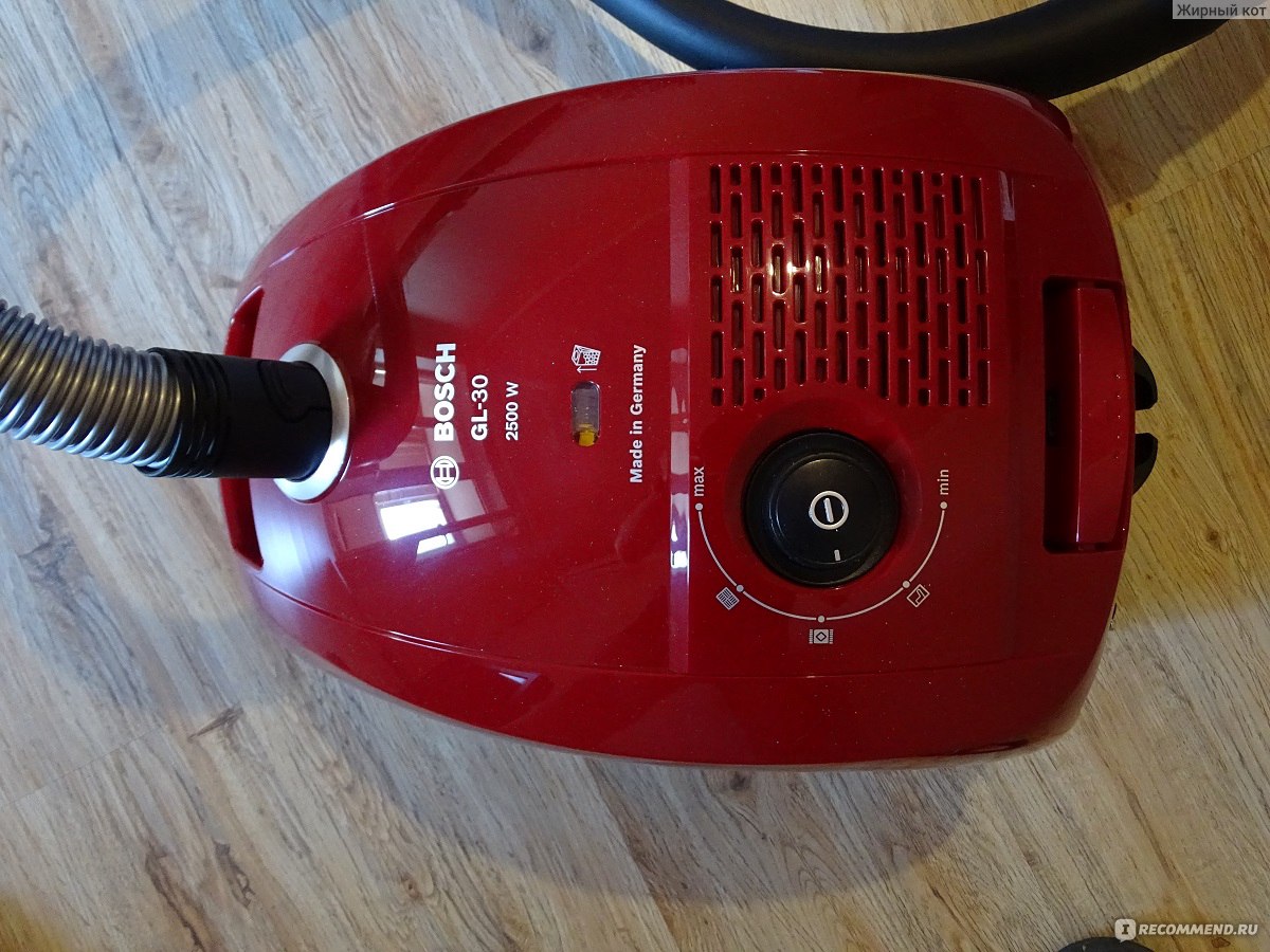 Présentation de l'aspirateur bosch gl 20 : puissance réglable pour nettoyer n'importe quel revêtement