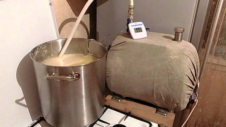 Quel diamètre de raccords sont nécessaires pour connecter les réservoirs de stockage d'eau ?