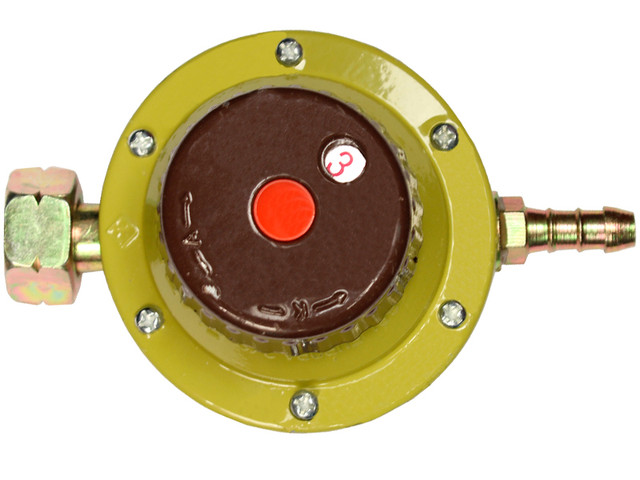 Le principe de fonctionnement d'un réducteur de gaz sur une voiture