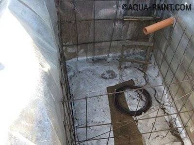 Un exemple de dispositif indépendant d'une fosse septique monolithique en béton