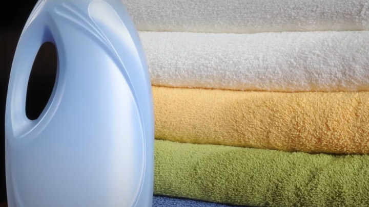 Pourquoi les balles en aluminium n'aident pas avec la lessive