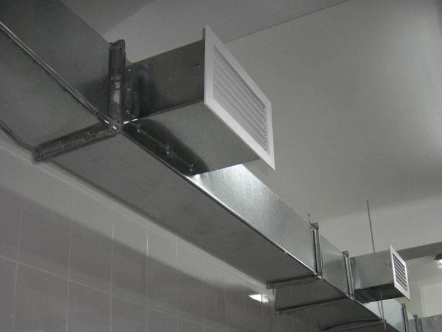 Désenfumage : dispositif et installation de désenfumage