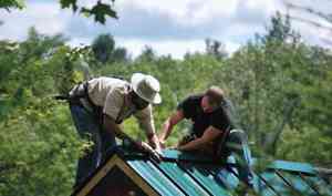 Ventilation de faîtage : types + guide d'installation pour faîtières et aérateurs