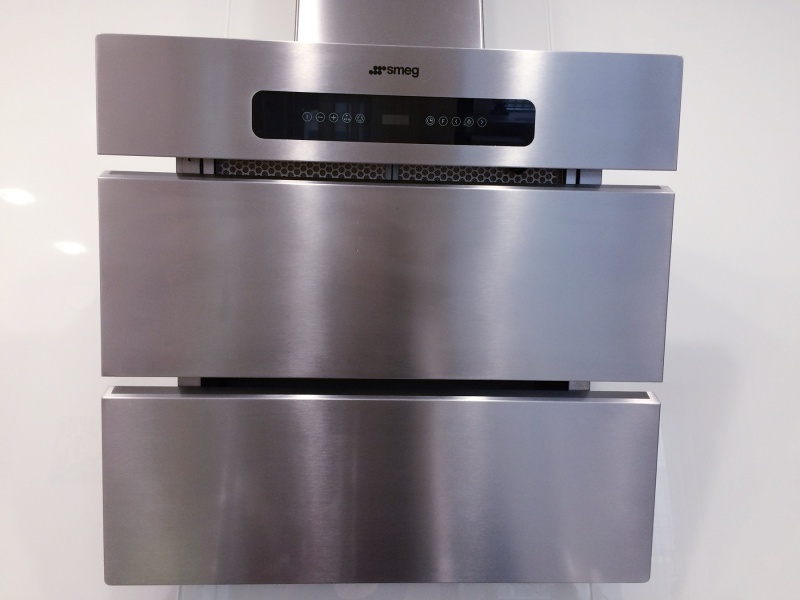 Calcul de la hotte pour la cuisine: comment calculer la puissance du dispositif d'évacuation