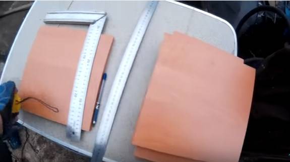 Nous fabriquons une étagère pour les livres de nos propres mains: 6 solutions originales