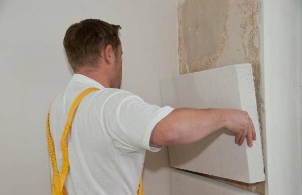 Comment isoler un mur d'un appartement de l'intérieur de l'humidité