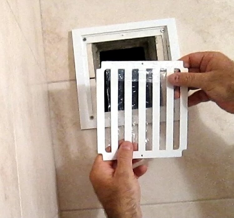 L'odeur des égouts dans l'appartement: moyens de résoudre le problème