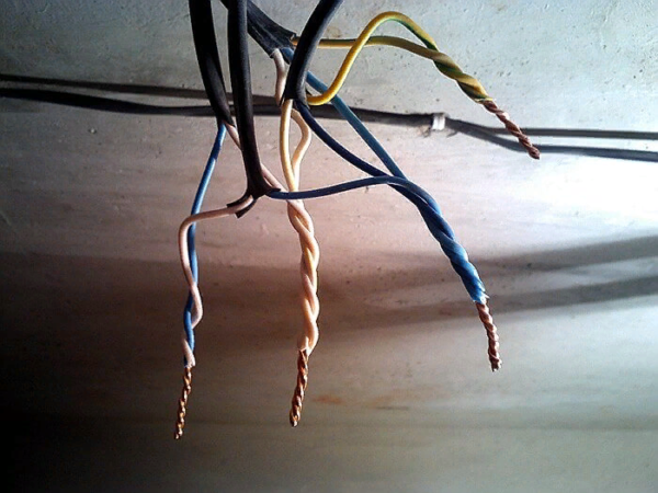 Boîte de jonction pour câblage extérieur et encastré : types, classification + instructions d'installation