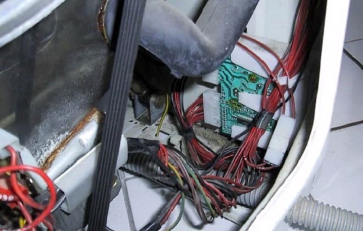 Pourquoi RCD s'éteint: causes de fonctionnement et dépannage