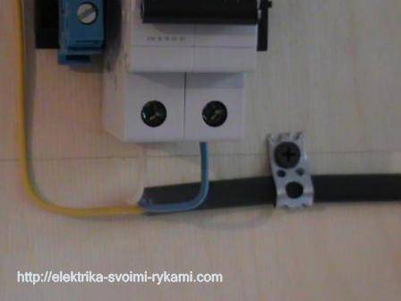 Raccordement d'un compteur électrique monophasé et de machines : schémas types et règles de raccordement