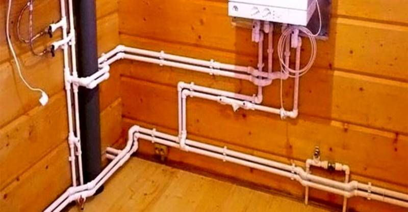 Installation de tuyaux en plastique à faire soi-même, méthodes de raccordement