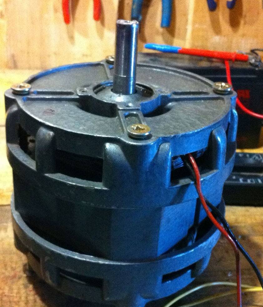 Comment faire un contrôleur pour une éolienne de vos propres mains