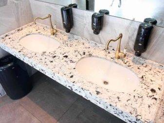 Double vasque : un aperçu des sanitaires insolites + un exemple de travaux d'installation