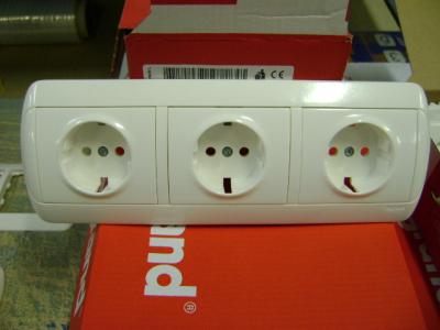 Comment connecter une prise double : installer une prise double dans une prise