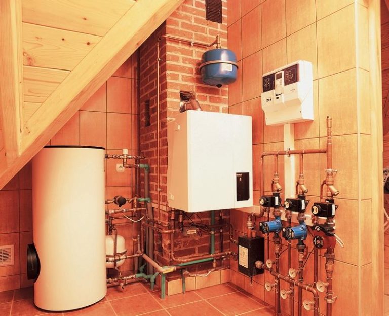 Appareil de pelouse: technologie et règles d'entretien