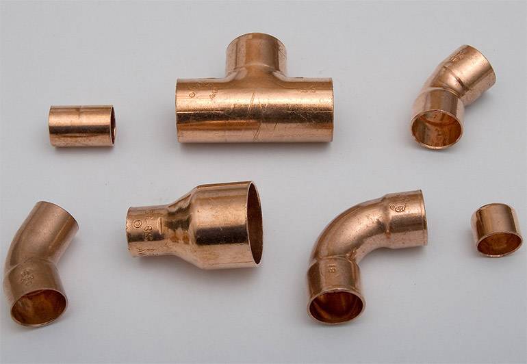 Tuyaux et raccords en cuivre: types, marquage, caractéristiques de la disposition d'un pipeline en cuivre