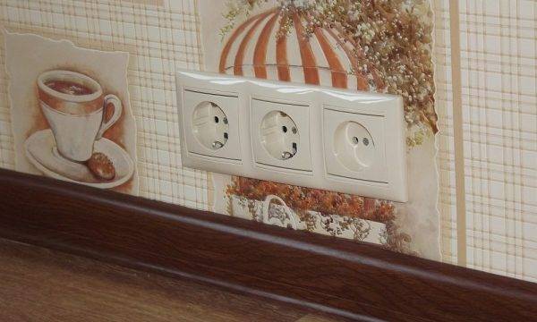 Placement et installation des prises dans la cuisine : les meilleurs schémas + instructions d'installation