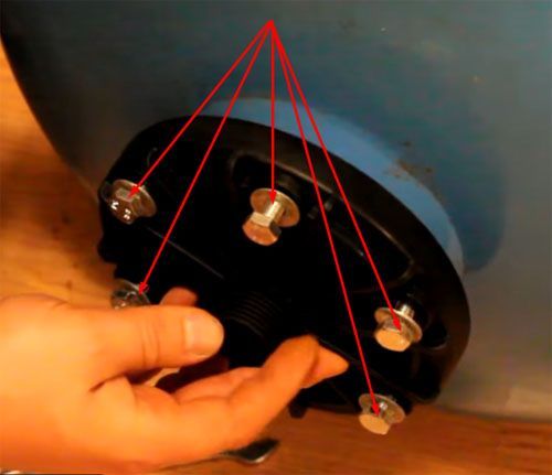 Séquence de montage de l'accumulateur VAREM UO24