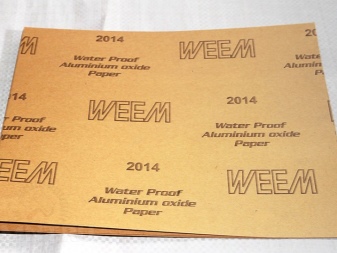 Quel papier de verre choisir pour préparer la peinture à l'émail