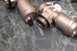 Le principe de fonctionnement et les règles d'installation d'un collecteur de chauffage