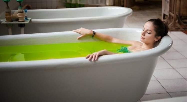 Les hommes peuvent-ils prendre un bain chaud : comment ne pas perdre le pouvoir masculin