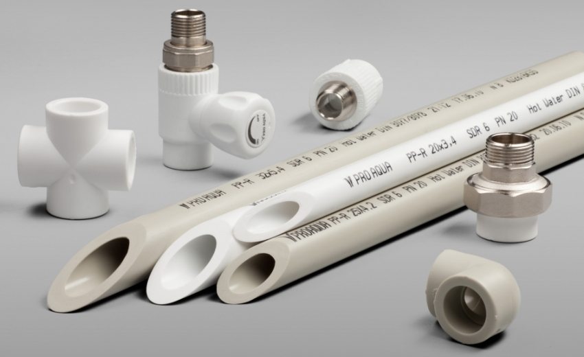 Tuyaux plastiques de gros diamètre : pvc, polyéthylène, polypropylène + photo