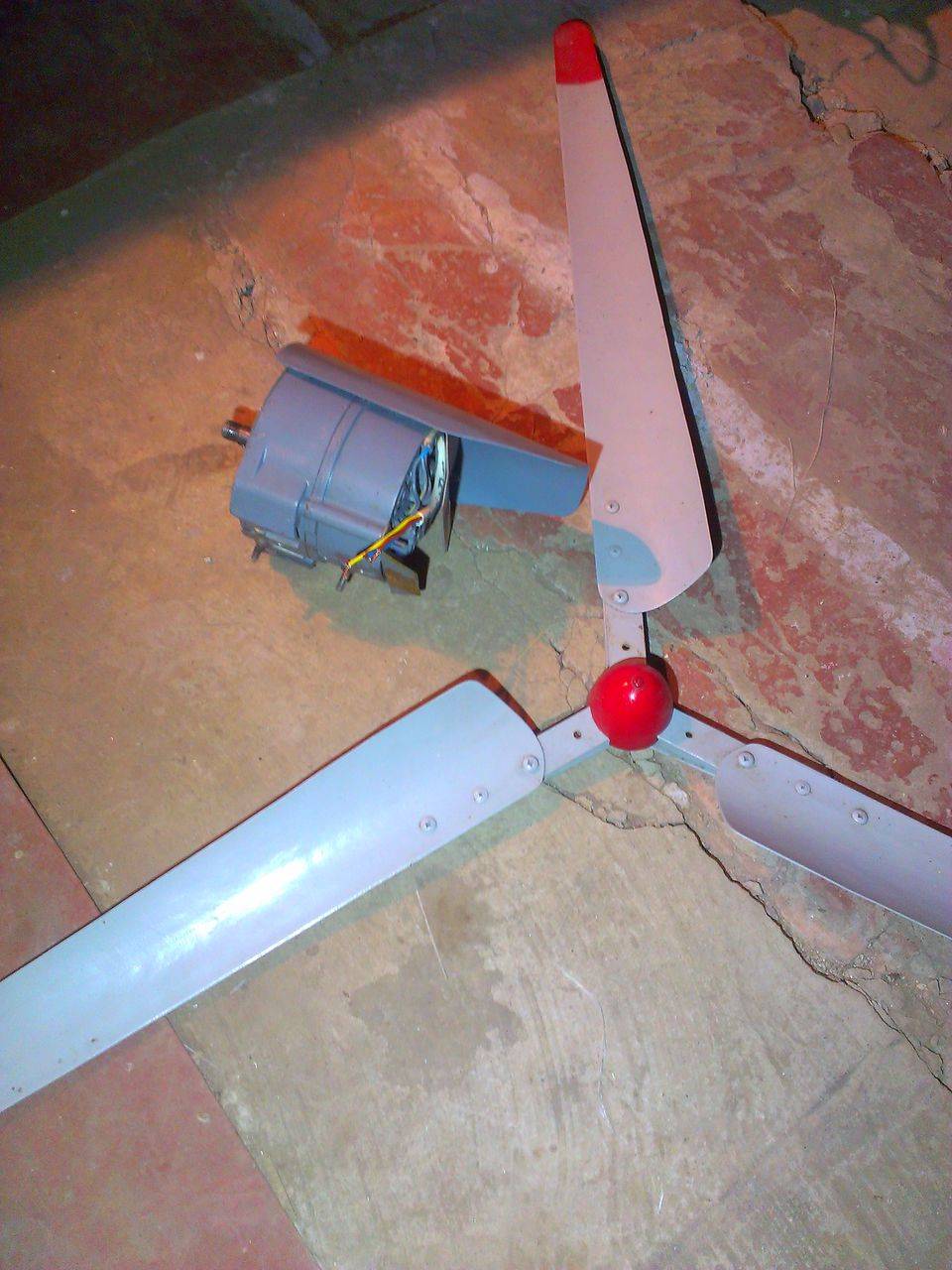 Comment faire un contrôleur pour une éolienne de vos propres mains