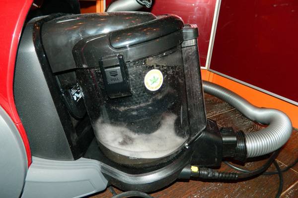 Aspirateur "Samsung" lavage avec aquafilter vw9000: avis