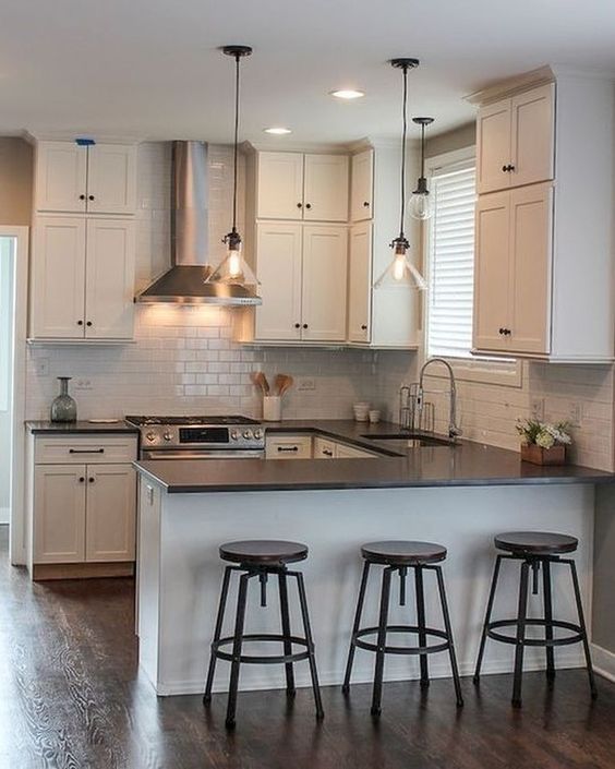 5 façons de remplir de manière rentable un coin dans une petite cuisine