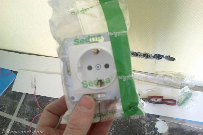 Exigences et caractéristiques de l'installation de prises et d'interrupteurs dans l'appartement