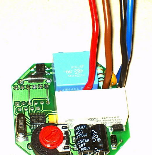 Relais à impulsions pour le contrôle de l'éclairage : fonctionnement, types, marquage et connexion