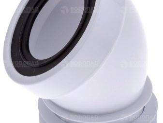 Installation d'un tuyau d'égout pour l'assainissement: nous ventilons correctement