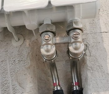 Remplacement d'un radiateur de chauffage (1 sur 3)