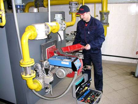 Chaufferie à gaz pour un immeuble à appartements: options d'organisation et caractéristiques de l'appareil