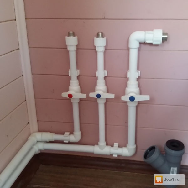 Plomberie en polypropylène à faire soi-même: installation de tuyauterie en plastique