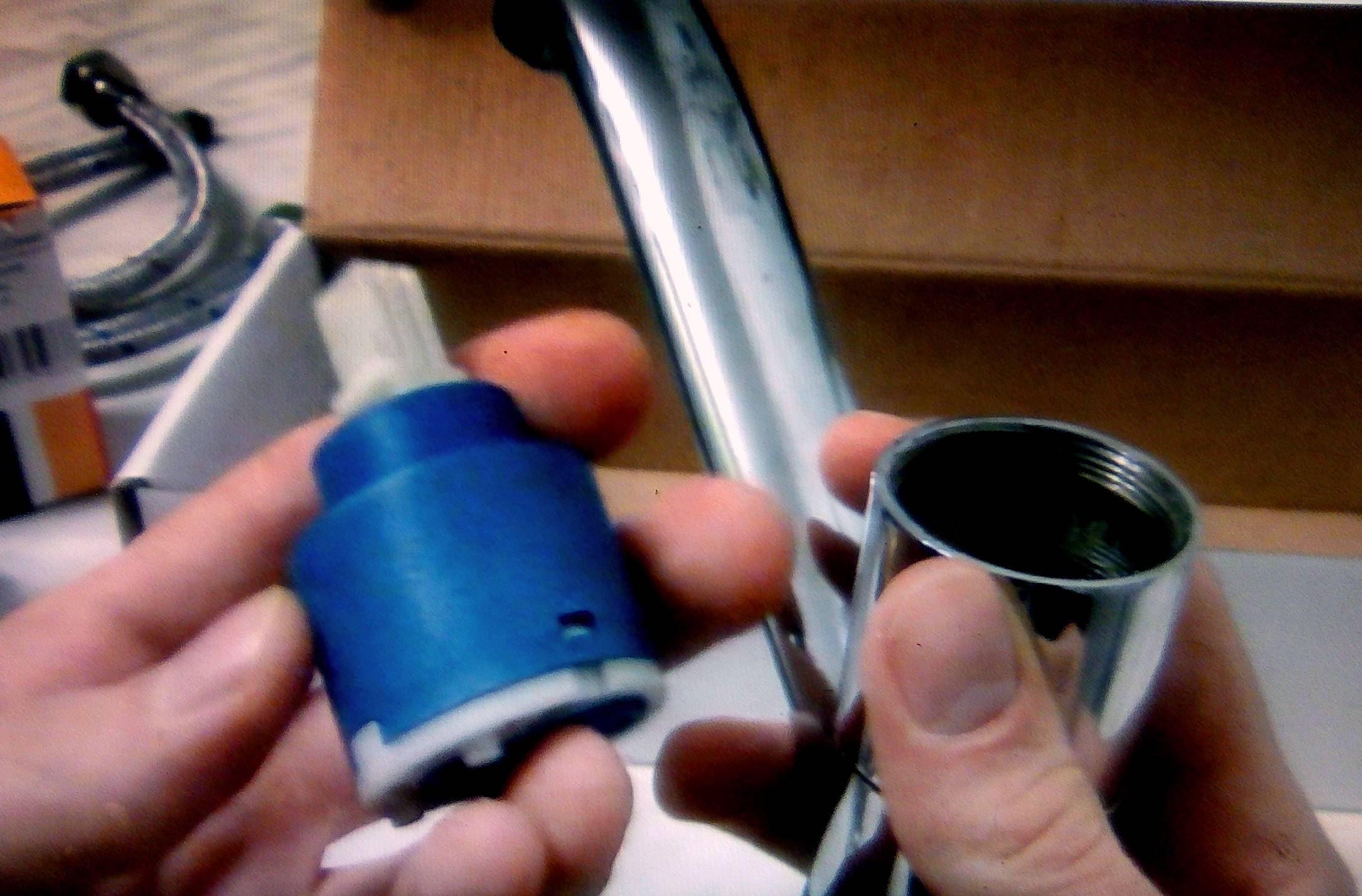 Comment remplacer la cartouche du robinet