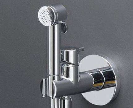 Comment installer un robinet de bidet : guide d'installation et de raccordement