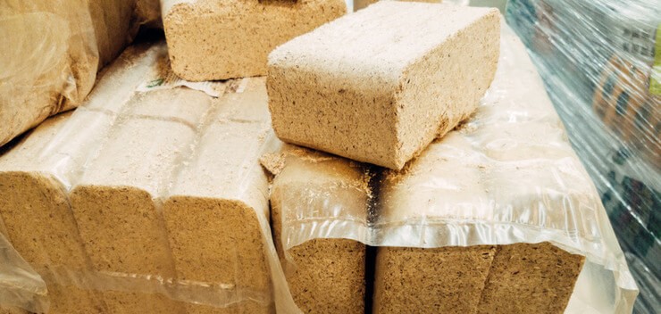 Briquettes de chauffage: charbon, bois, tourbe - aperçu des types