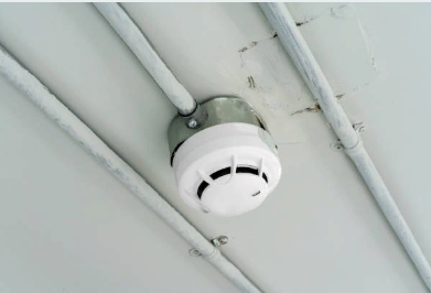 Installation d'une alarme incendie et de sécurité pour une maison: caractéristiques d'installation