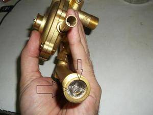 Comment remplacer la membrane dans la colonne de gaz "Neva"