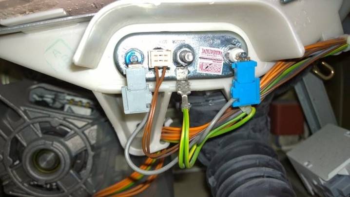 Pourquoi RCD s'éteint: causes de fonctionnement et dépannage